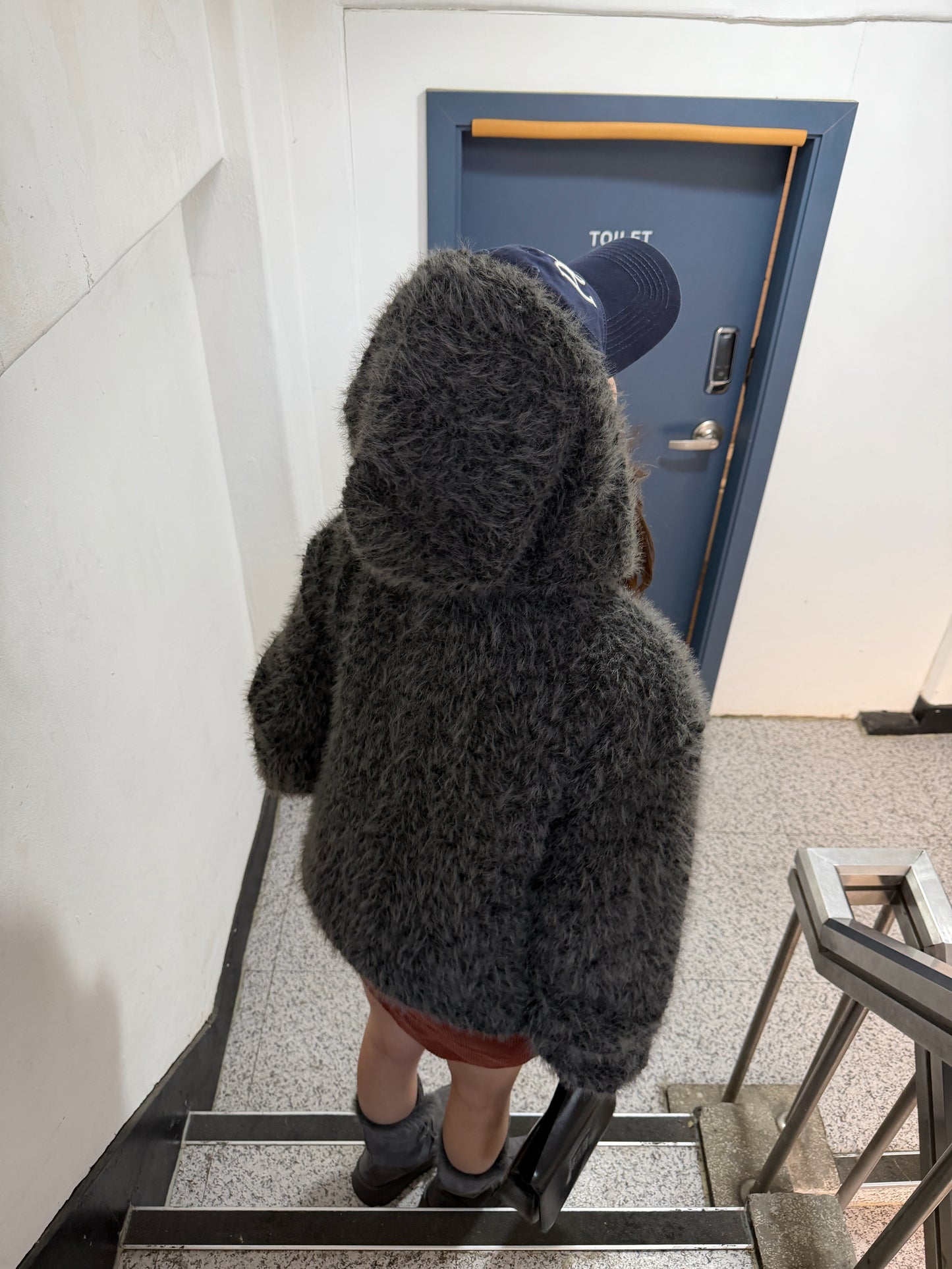 【予約】mix fur hood jumper