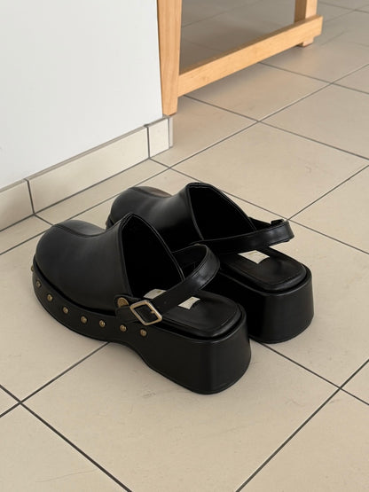 【送料無料】studded clog sansals