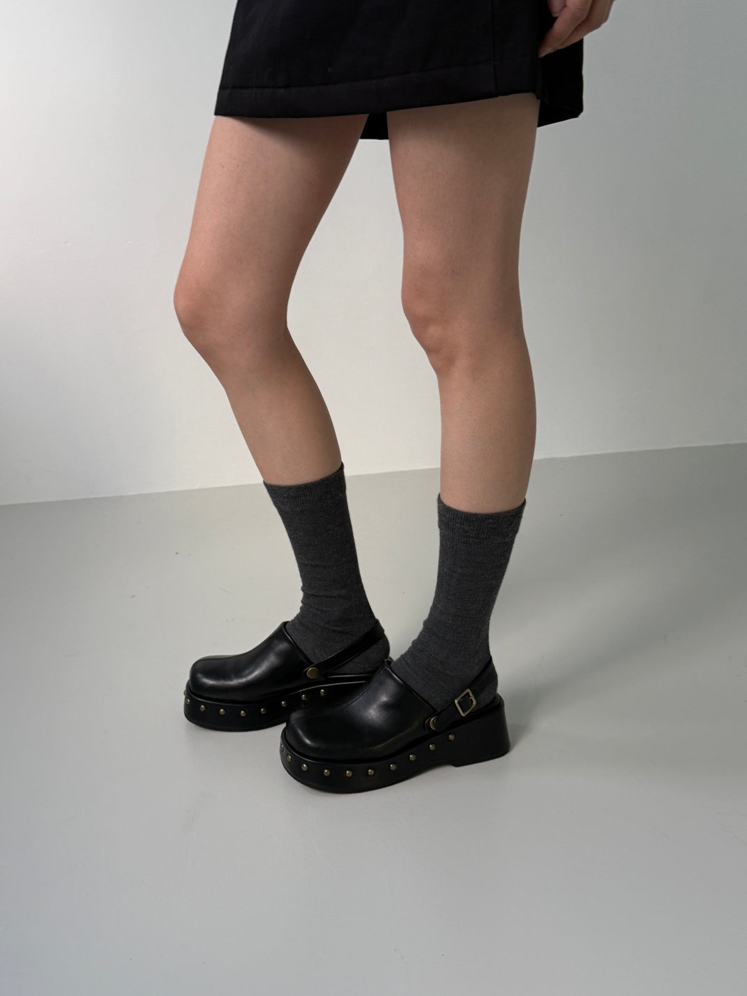 【送料無料】studded clog sansals