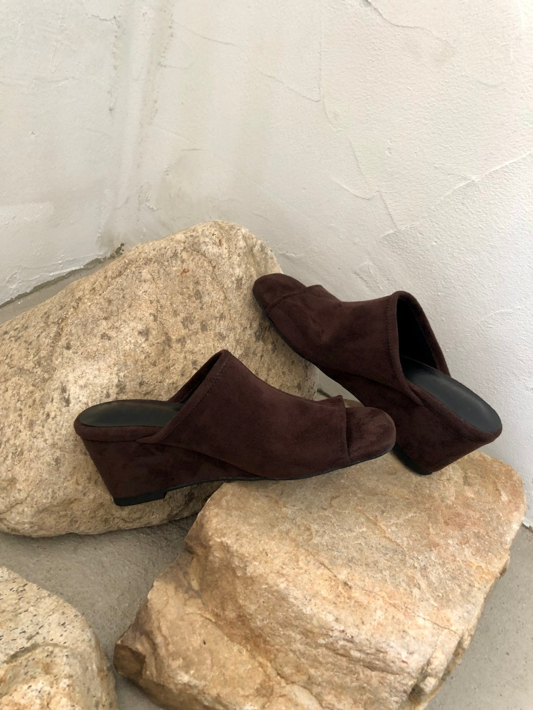 【送料無料】suede wedge heel sandals  / 2color