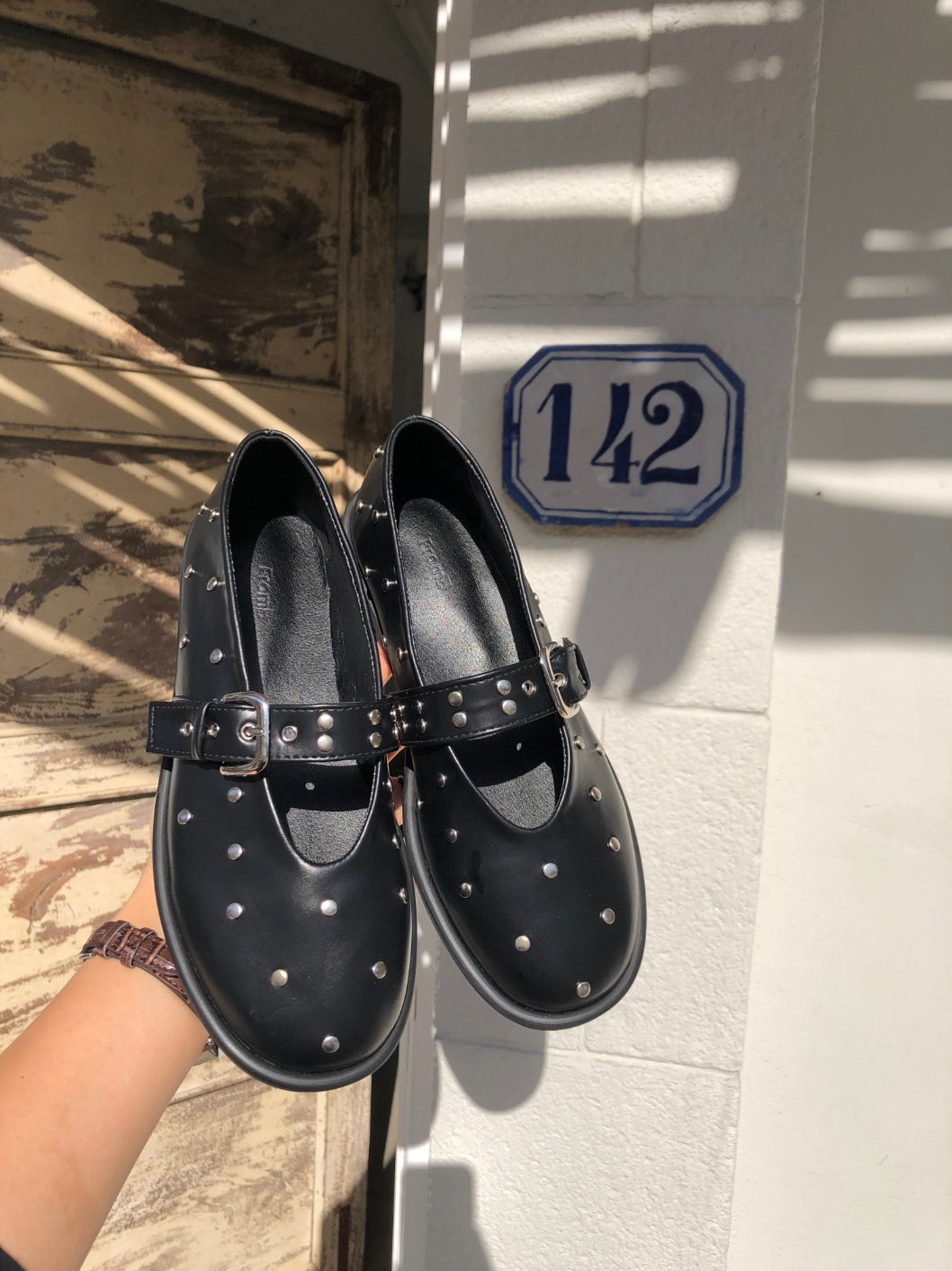 round belt studded loafer
