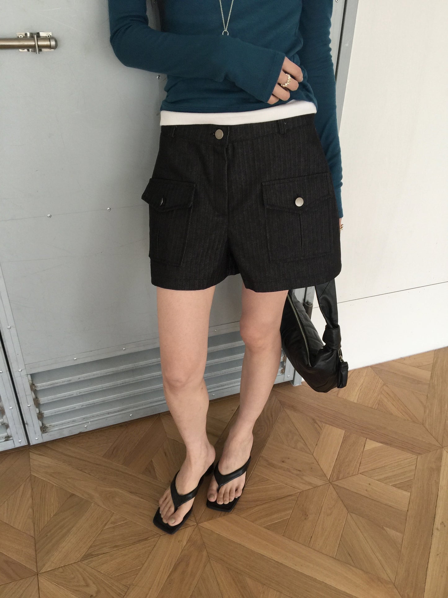 double pocket short pants