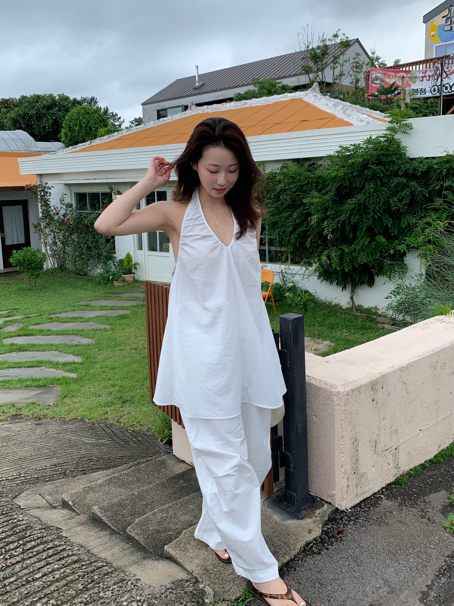 Vneck back open ops / 2color